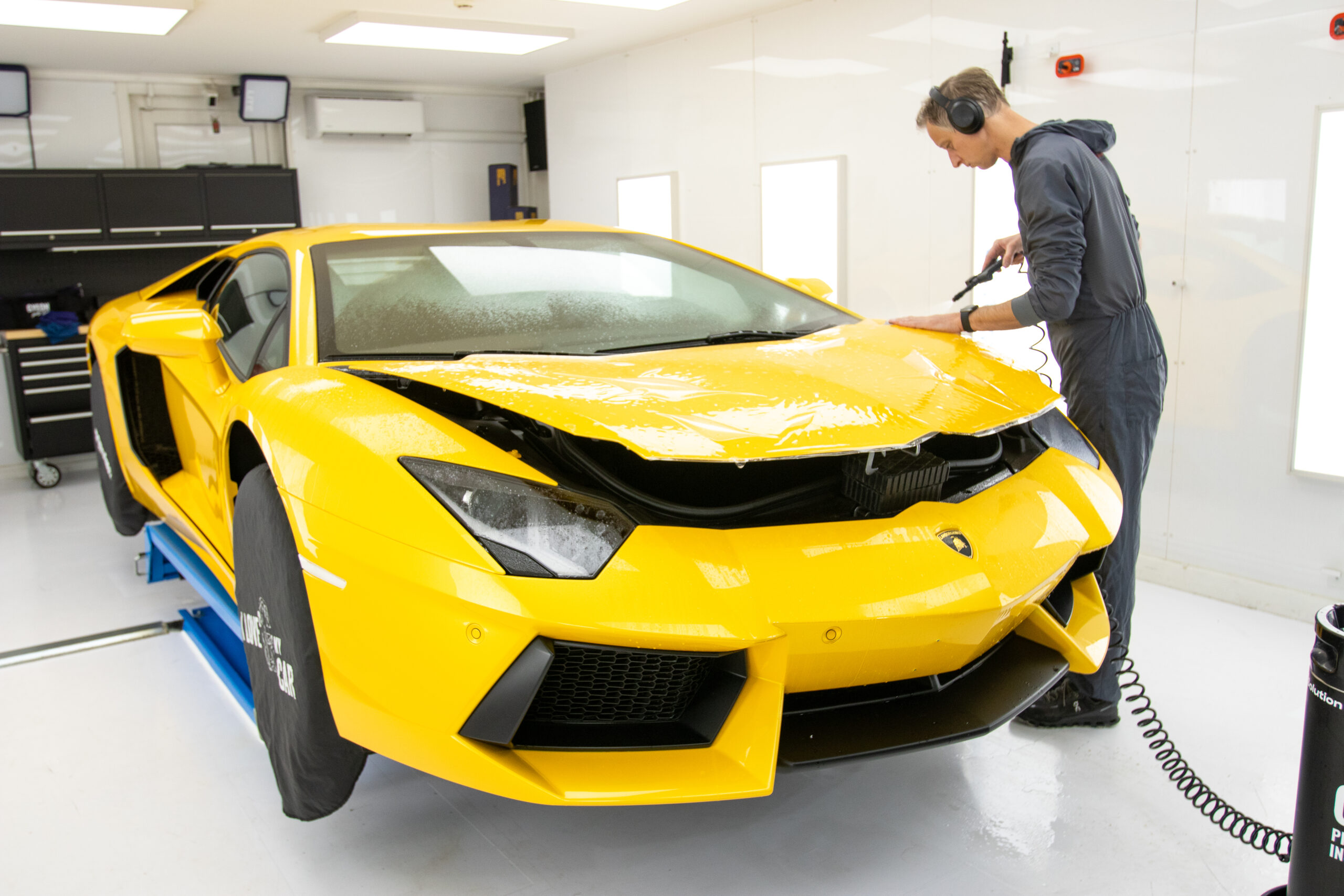 Lamborghine Aventador-6